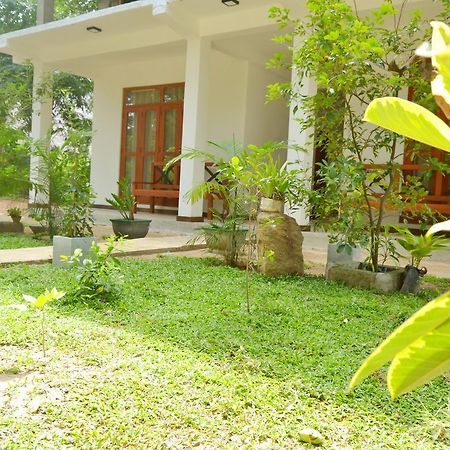 Girilena Resort Dambulla Exterior photo