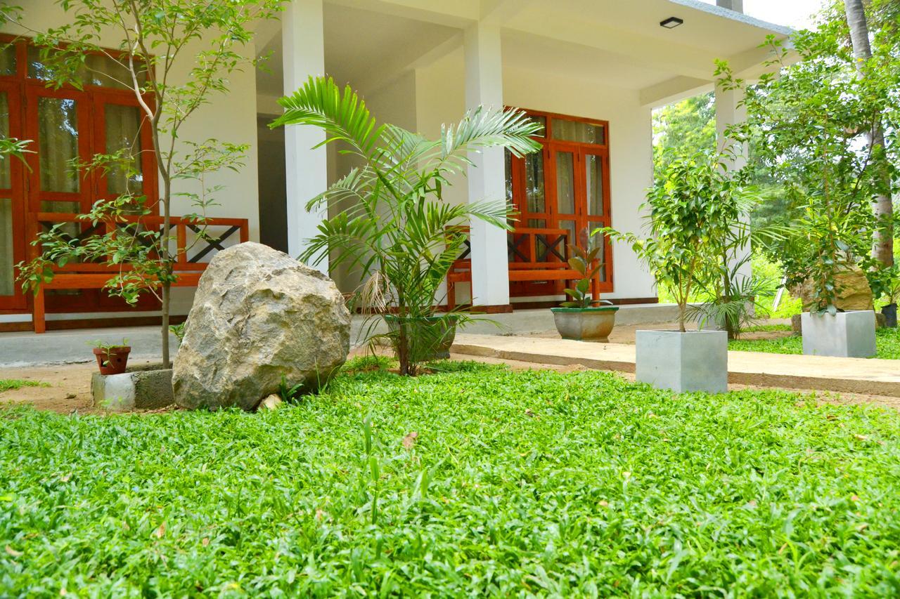 Girilena Resort Dambulla Exterior photo